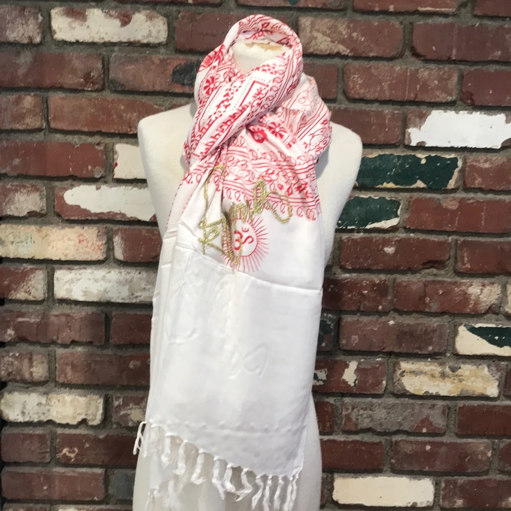 Sir Alistair Rai Karma Viscose Scarf White and Red - Picture 11 of 11